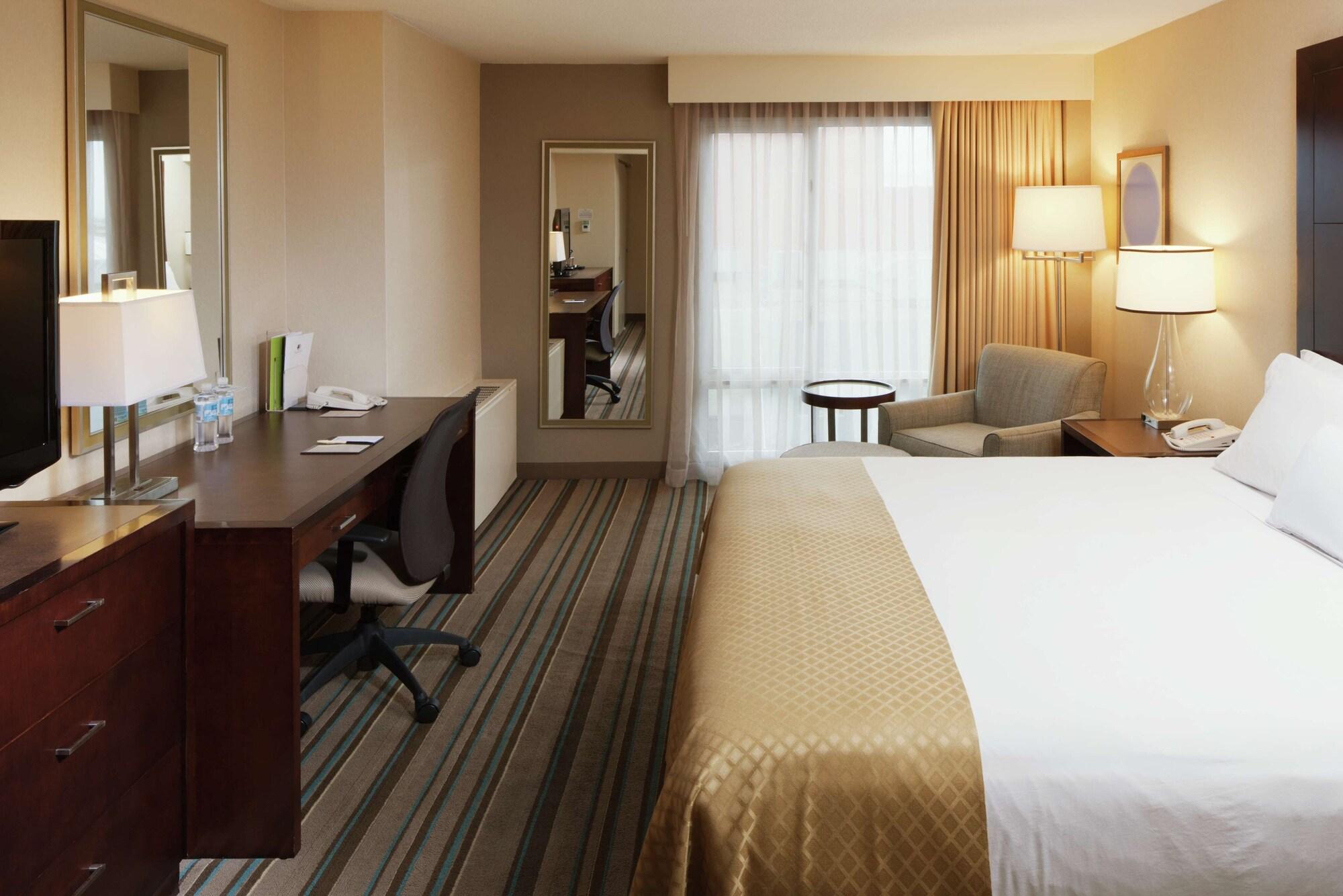 Doubletree By Hilton Hotel And Conference Center Chicago North Shore Skokie Eksteriør billede